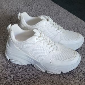 Women's White Sneakers